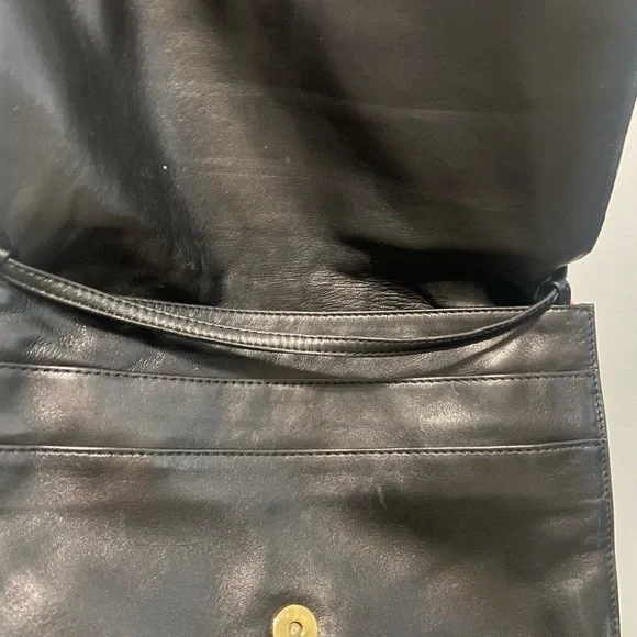 Bottega veneta black leather crossbody bag - Picture 5 of 9